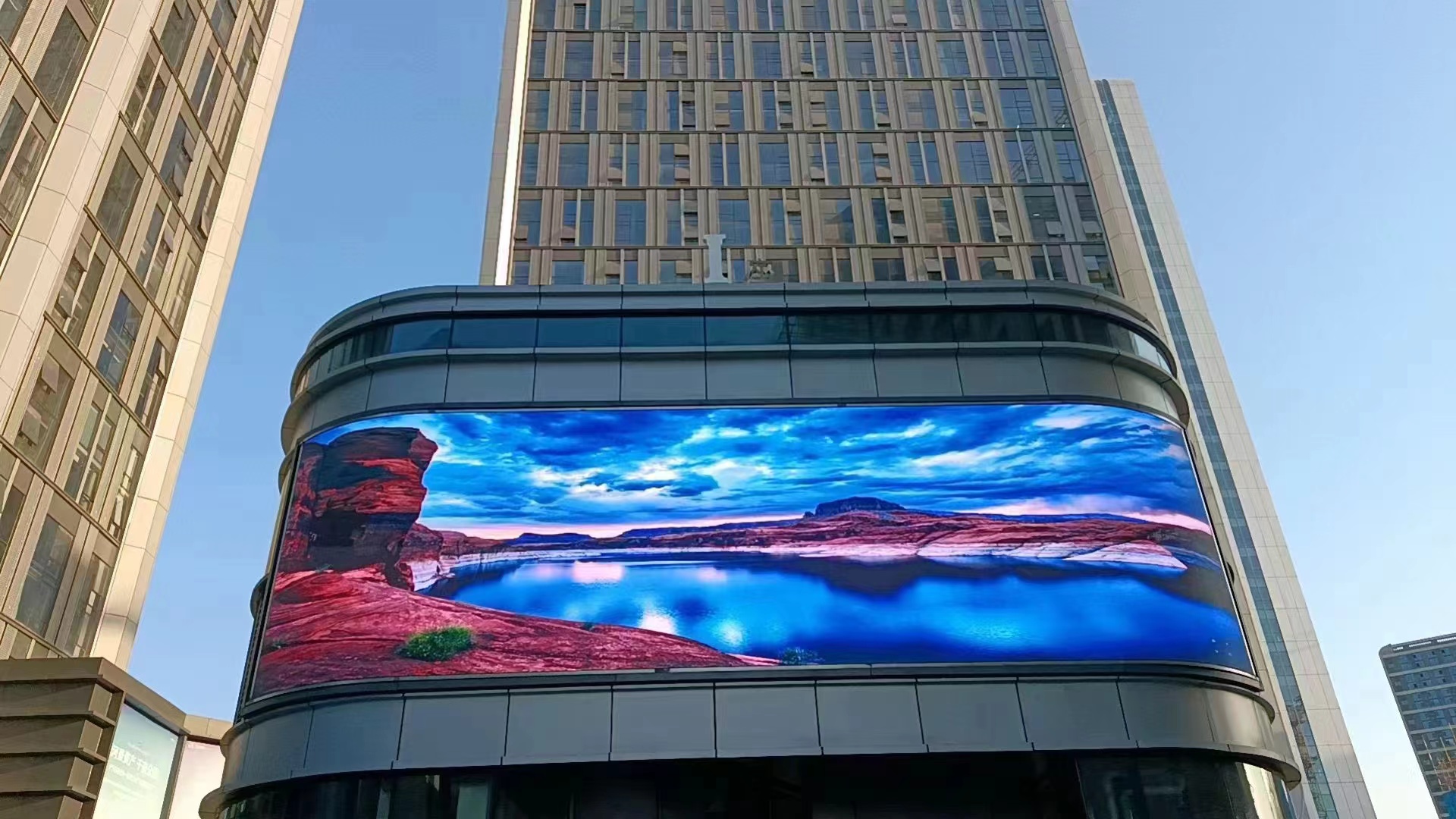 LED户外大屏 LED户外大屏